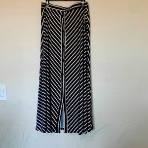 Size XL Button down women maxi skirt